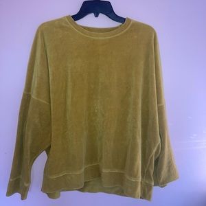 American Eagle Yellow Crew Neck